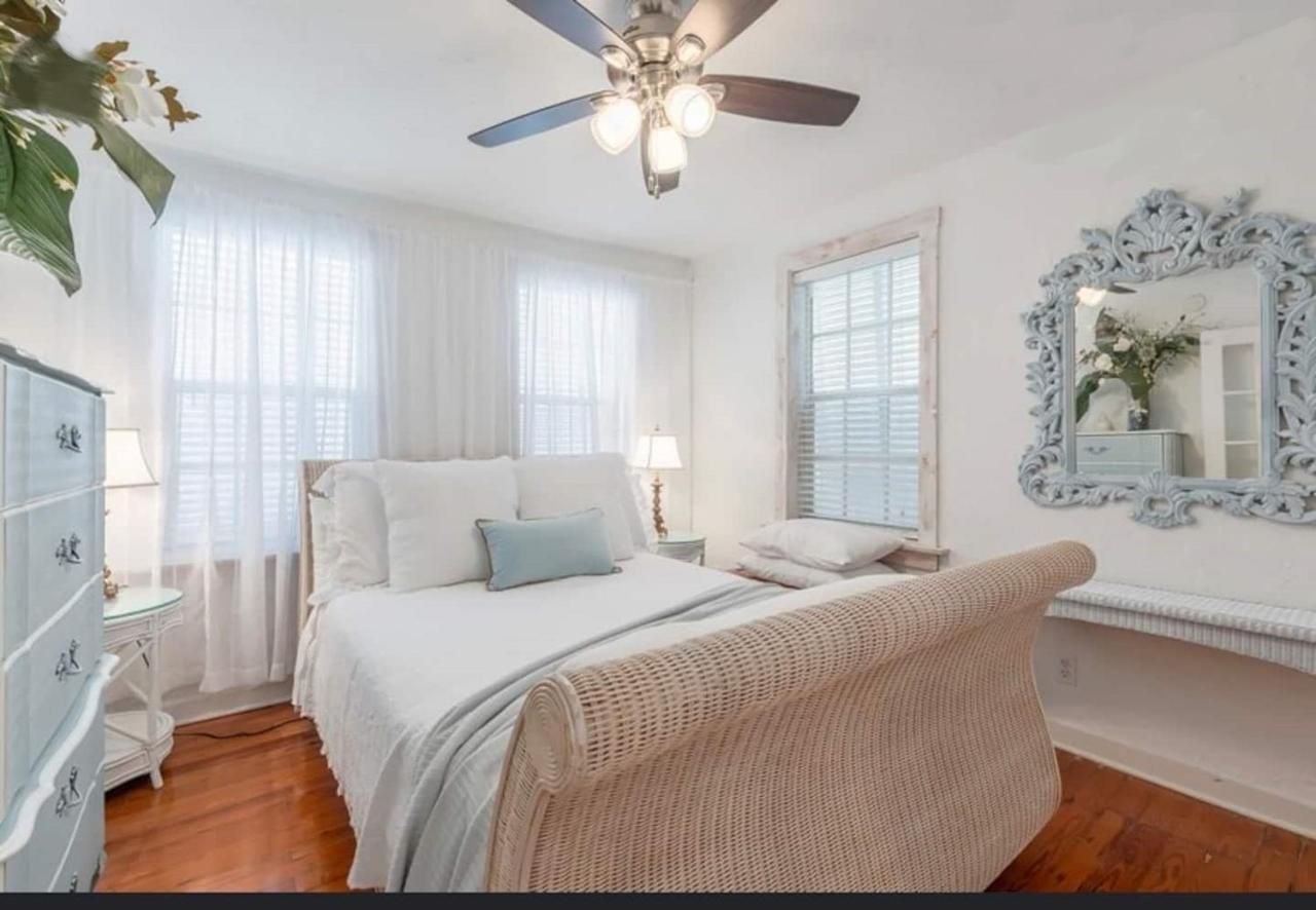 فيلا Tropical Designer House In Heart Of Antique Row Wpb غرب شاطئ بالم المظهر الخارجي الصورة